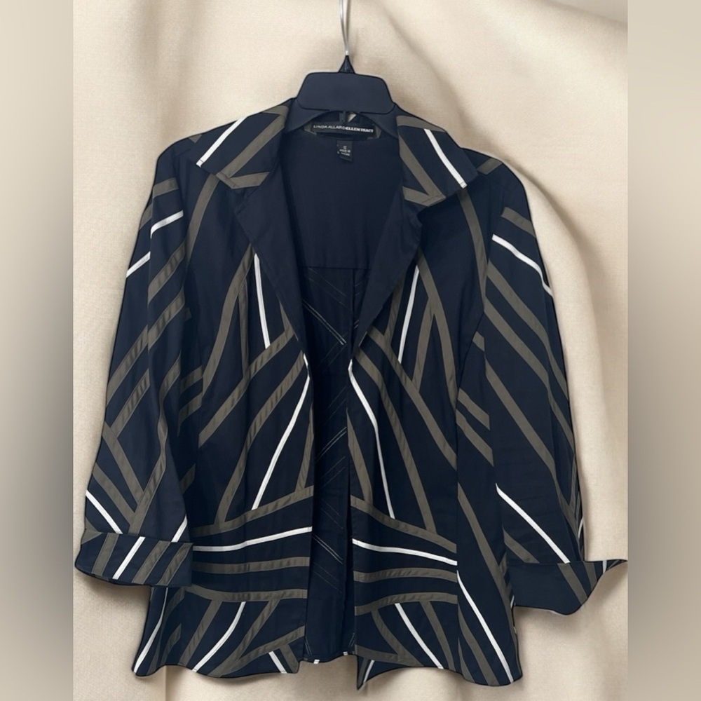 Ellen Tracy Black and Brown Striped Blazer☑️